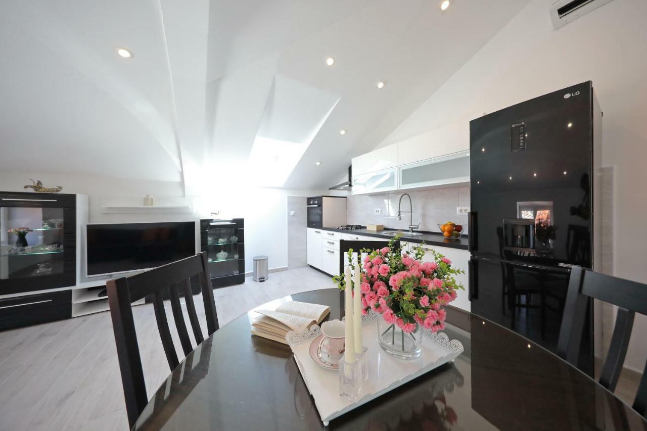 Zara Three Wells Apartment Ngoại thất bức ảnh